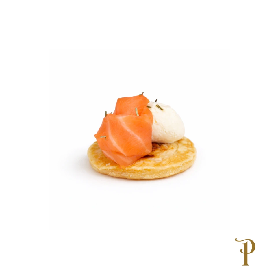 [748] Blinis de salmón